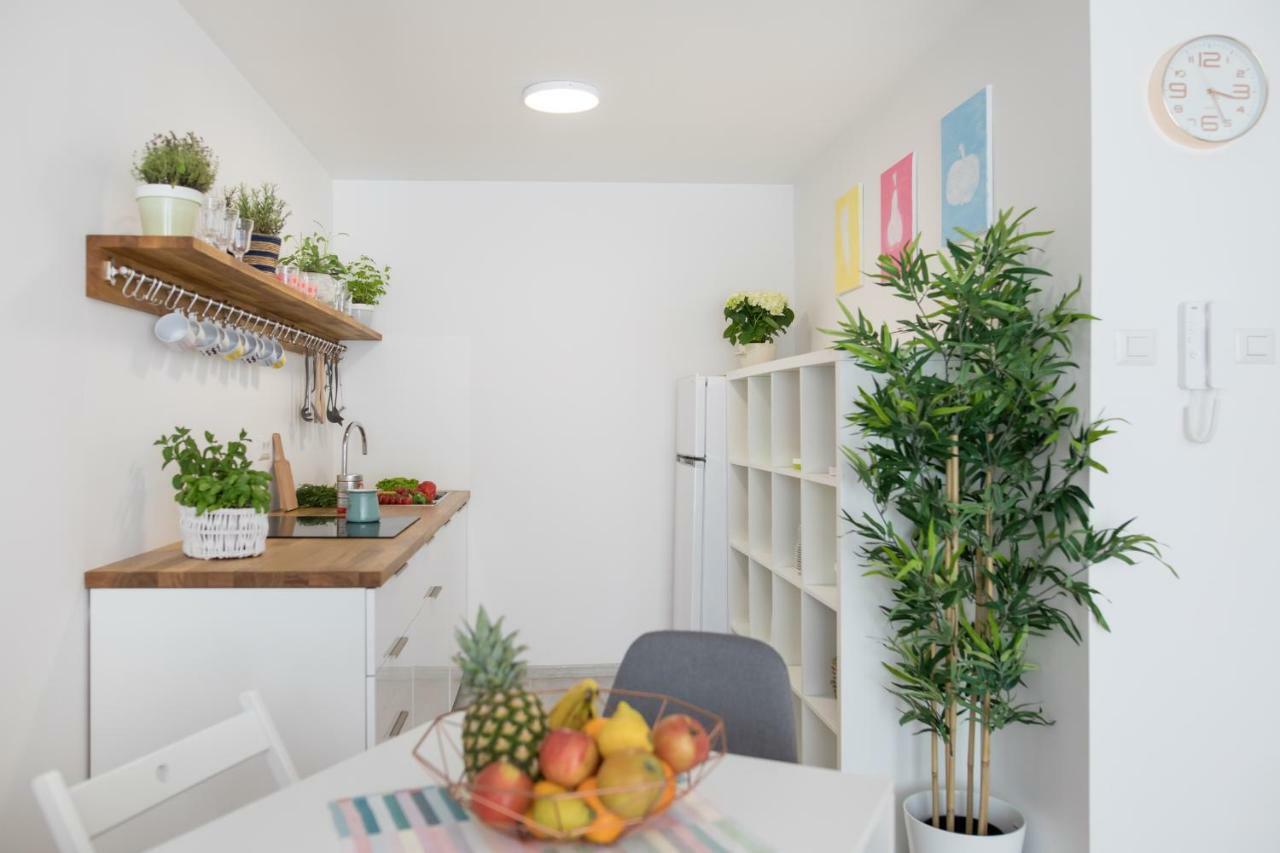 Family Apartment With Garden Ljubljana Exterior photo